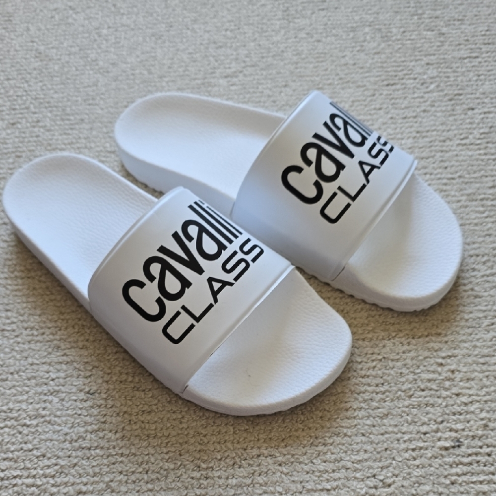 Cavalli Class White Logo Slides